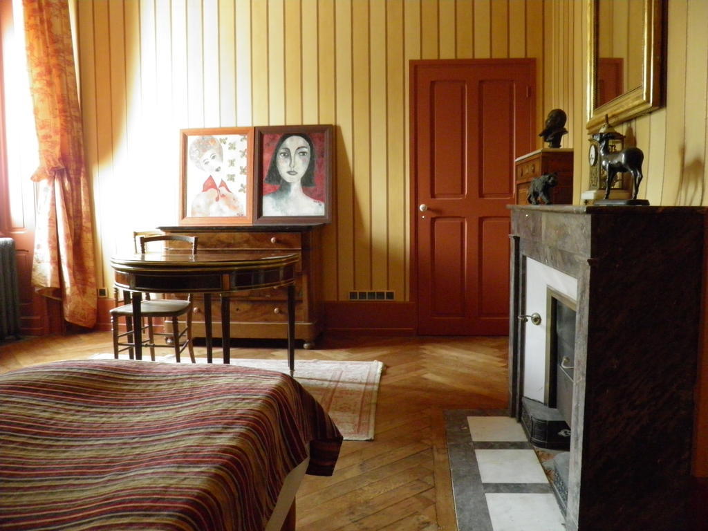 Chateau Des Faugs Boffres Стая снимка
